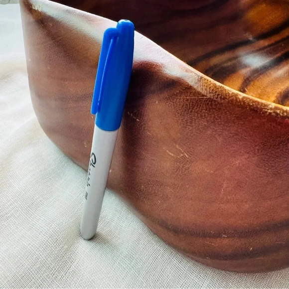 Vintage Extra Large Hexagon Scalloped Edge Carved Wooden Bowl - Picture 10 of 14